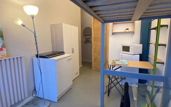 Appartement à vendre    1 pièce • 14,61 m2 Pau