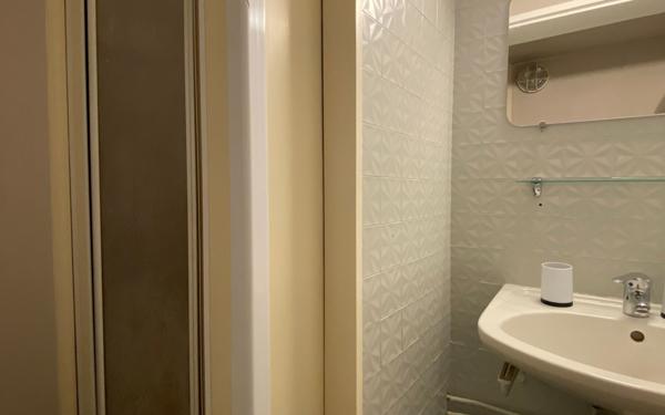 Appartement à vendre    1 pièce • 14,61 m2 Pau