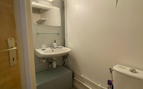 Appartement à vendre    1 pièce • 14,61 m2 Pau