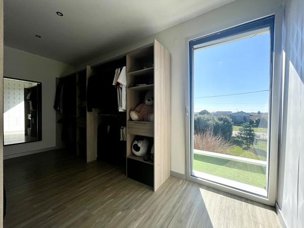 Maison 8 pièces 205 m2