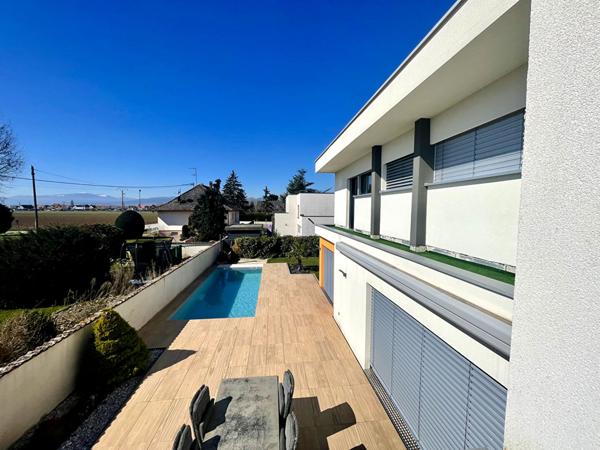 Maison 8 pièces 205 m2