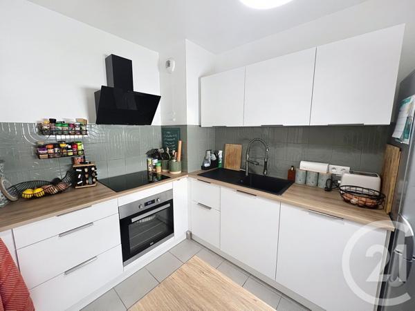 Appartement F3 à vendre  3 pièces - 60,77 m2 VILLEJUIF - 94