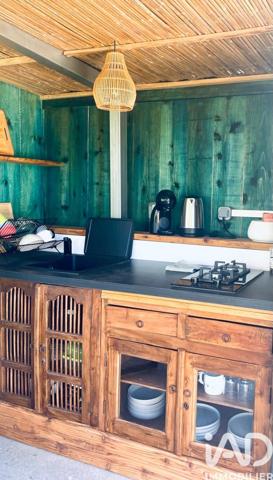 Maison à vendre 12 pièces 163 m² L'Étang-Salé