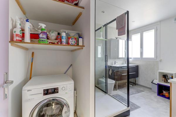 Maison de ville familiale, Le Cendre, 108 m², Jardin, Terrasse, 3 chambres, 5 pièces