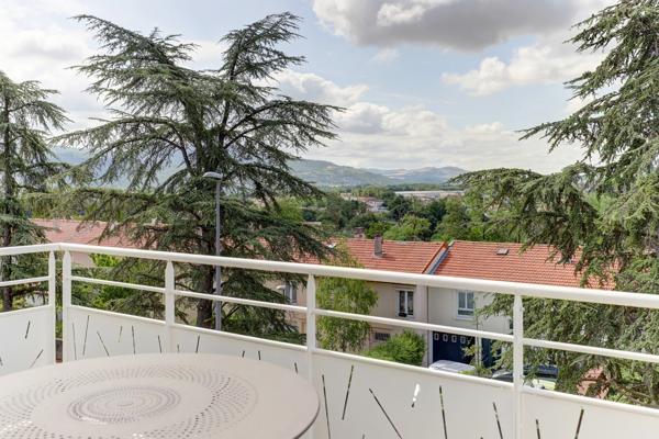 Maison de ville familiale, Le Cendre, 108 m², Jardin, Terrasse, 3 chambres, 5 pièces