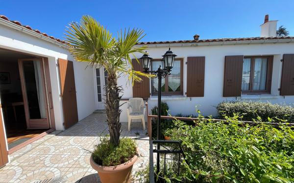 Maison à vendre    5 pièces • 155 m2 La Rochelle