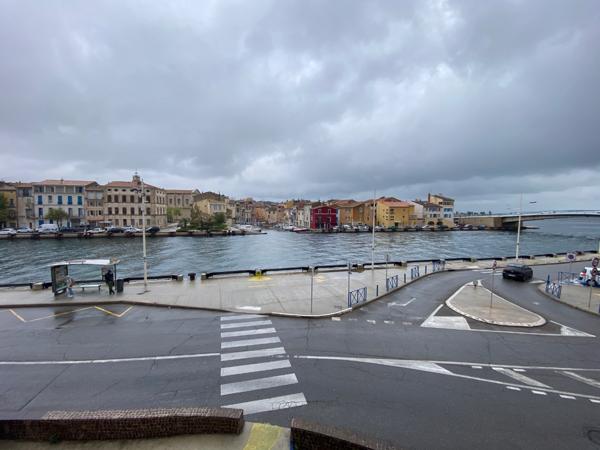 Martigues centre. Appartement type 4 de 98 m2 dans immeuble avec ascenseur.
