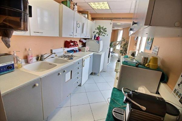 Martigues centre. Appartement type 4 de 98 m2 dans immeuble avec ascenseur.