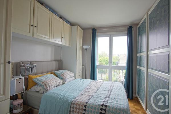 Appartement F5 à vendre  5 pièces - 81,57 m2 CHOISY LE ROI - 94