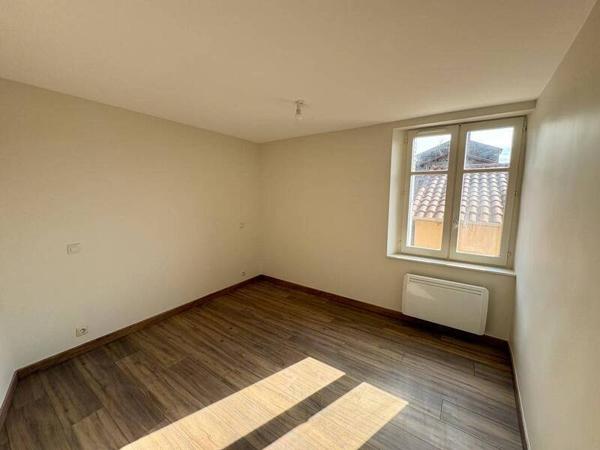Appartement 4 pièces                                        - 69590 Saint-Symphorien-sur-Coise Réf : 11445
