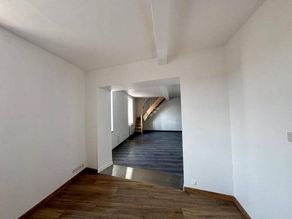 Appartement 4 pièces                                        - 69590 Saint-Symphorien-sur-Coise Réf : 11445