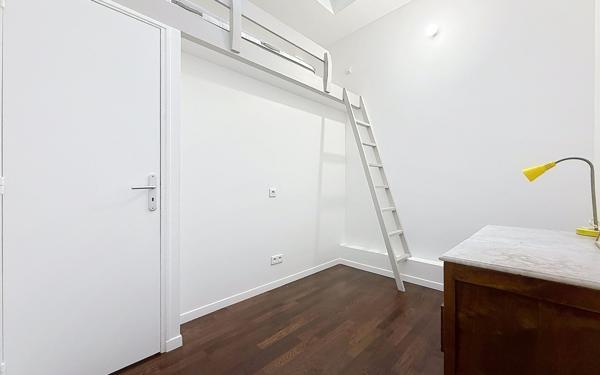 Appartement à vendre    4 pièces • 89,87 m2 Paris 5