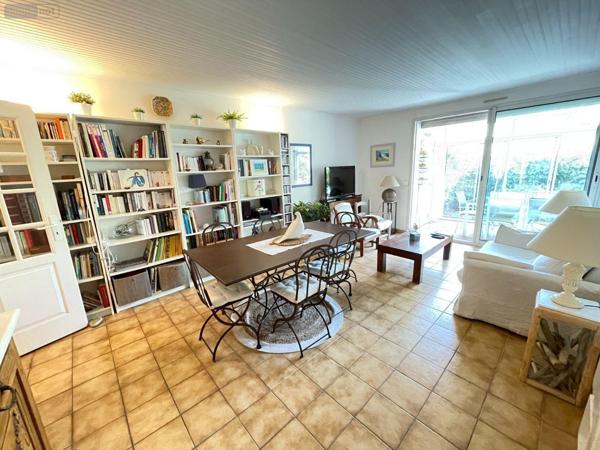 Appartement à vendre à Manosque dans les Alpes-de-Haute-Provence (04100), ref : 025/1916