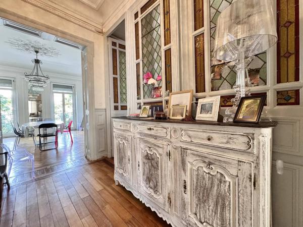 Appartement T7 - 167 m2 - Allée Jean Jaurès - 2ème étage - Ascenseur