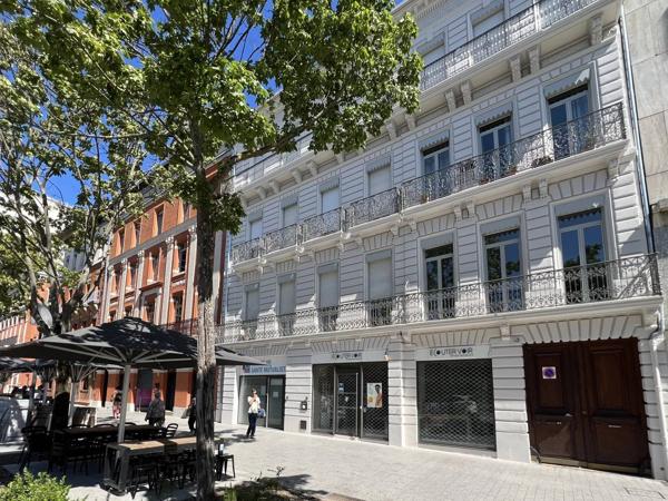 Appartement T7 - 167 m2 - Allée Jean Jaurès - 2ème étage - Ascenseur