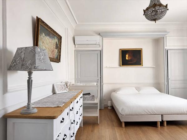 Appartement T7 - 167 m2 - Allée Jean Jaurès - 2ème étage - Ascenseur