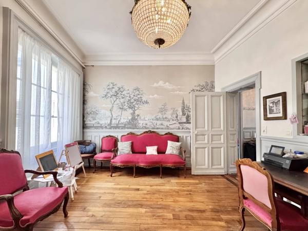 Appartement T7 - 167 m2 - Allée Jean Jaurès - 2ème étage - Ascenseur