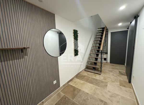A VENDRE - PELISSANNE - Maison Rénovée - proche centre village