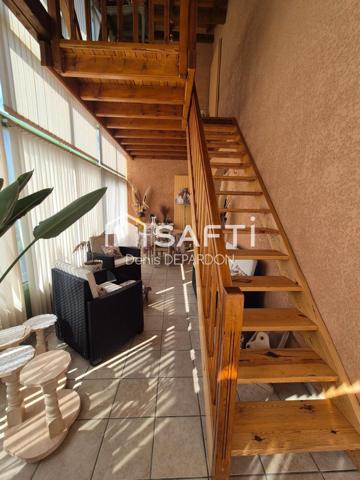 Villa avec grand terrain proche Craponne sur Arzon