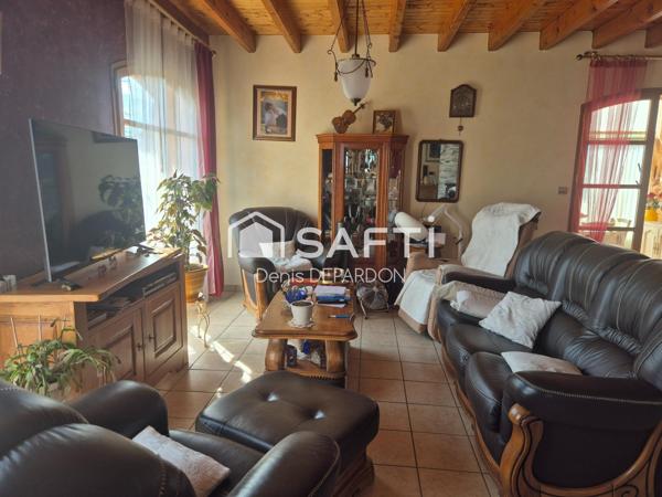 Villa avec grand terrain proche Craponne sur Arzon