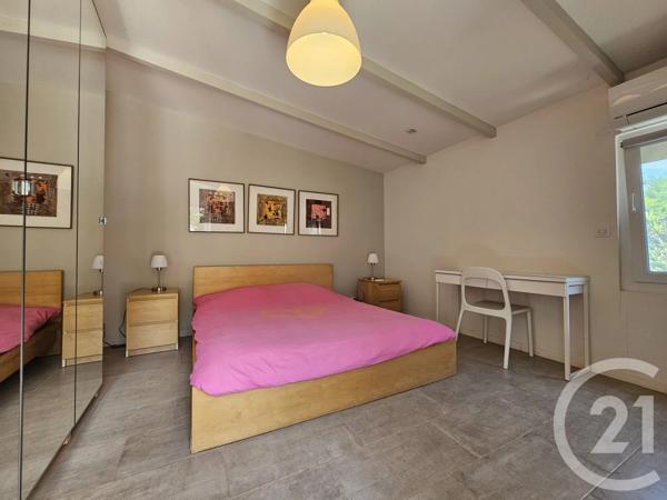 Maison à vendre  4 pièces - 127,10 m 2   SIX FOURS LES PLAGES  - 83