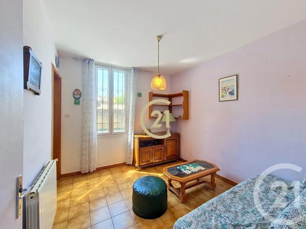 Maison à vendre  4 pièces - 49,23 m 2   SALON DE PROVENCE  - 13