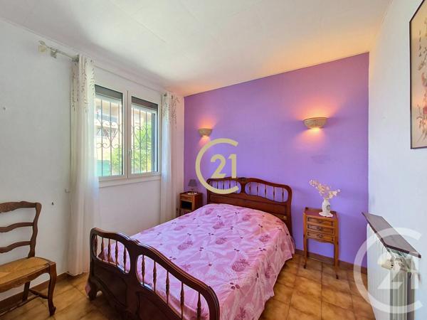 Maison à vendre  4 pièces - 49,23 m 2   SALON DE PROVENCE  - 13