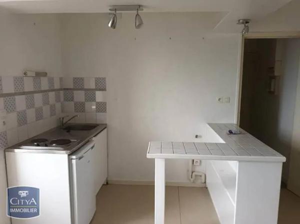 Appartement à louer 1 pièce 22.72m² Brest (29200)