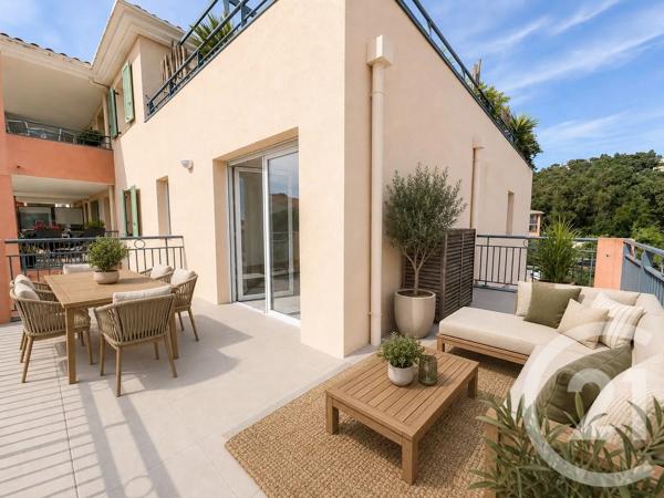 Appartement T4 à vendre  4 pièces - 80,20 m 2   BORMES LES MIMOSAS  - 83