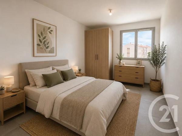 Appartement T4 à vendre  4 pièces - 80,20 m 2   BORMES LES MIMOSAS  - 83