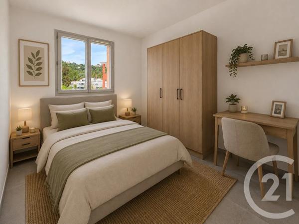 Appartement T4 à vendre  4 pièces - 80,20 m 2   BORMES LES MIMOSAS  - 83