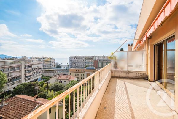 Appartement F4 à vendre  4 pièces - 92,34 m 2   NICE  - 06