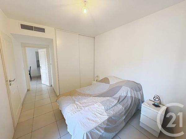 Appartement F3 à vendre  3 pièces - 58 m 2   THEOULE SUR MER  - 06