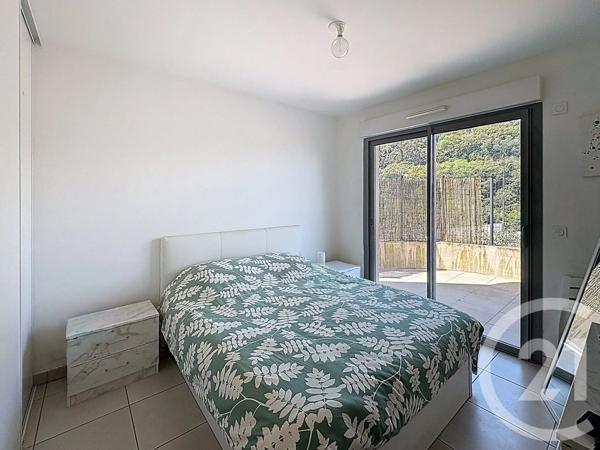Appartement F3 à vendre  3 pièces - 58 m 2   THEOULE SUR MER  - 06