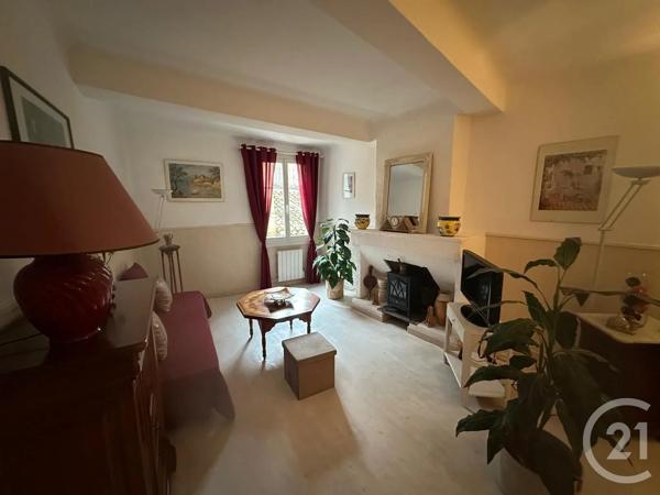 Maison à vendre  4 pièces - 121,17 m 2   LA LONDE LES MAURES  - 83