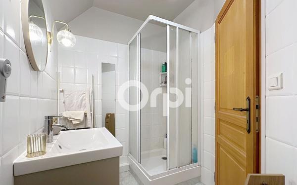 Maison à vendre    5 pièces • 153 m2 Jaux