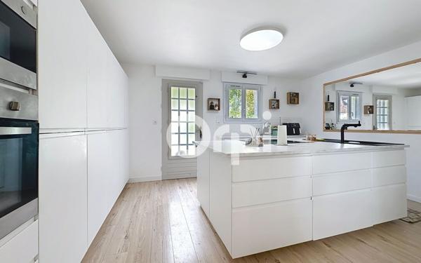 Maison à vendre    5 pièces • 153 m2 Jaux