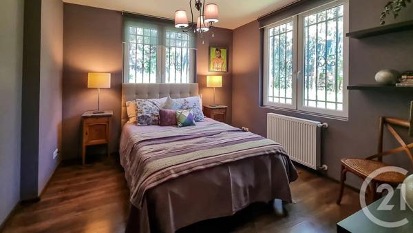 Maison à vendre  12 pièces - 377 m 2   LE CANNET  - 06