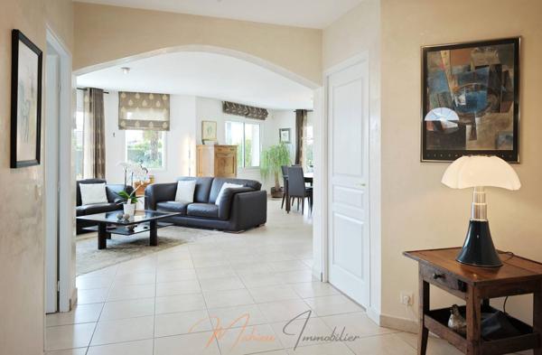 Maison 6 pièces 182m² à vendre à Cessy 01170