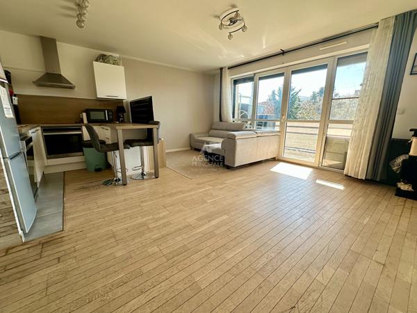 Appartement Carrieres Sous Poissy 3 pièce(s) 63 m2 €255 000 ** - Référence 8933