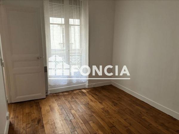 Location Appartement 3 pièces 45.5 m² - 7 RUE DU BANQUIER Paris 75013
