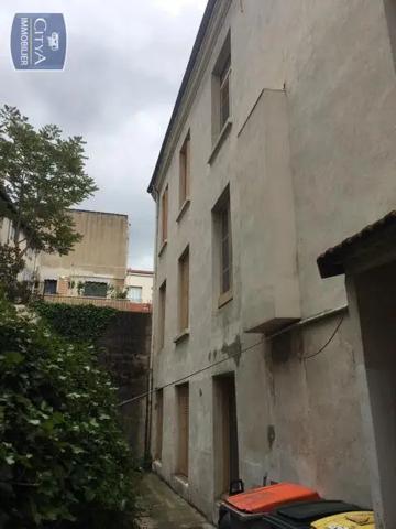 Immeuble à vendre 488.7m²