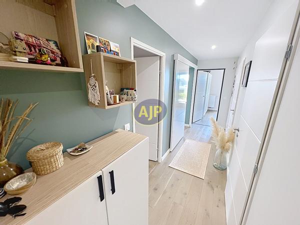 Appartement à vendre Merignac - 3 pièces, 60m² avec 2 chambre(s) à 282 400€ - AJP Immobilier Mérignac