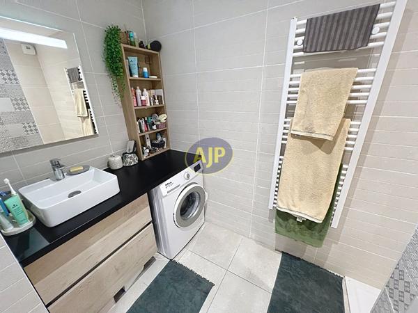 Appartement à vendre Merignac - 3 pièces, 60m² avec 2 chambre(s) à 282 400€ - AJP Immobilier Mérignac