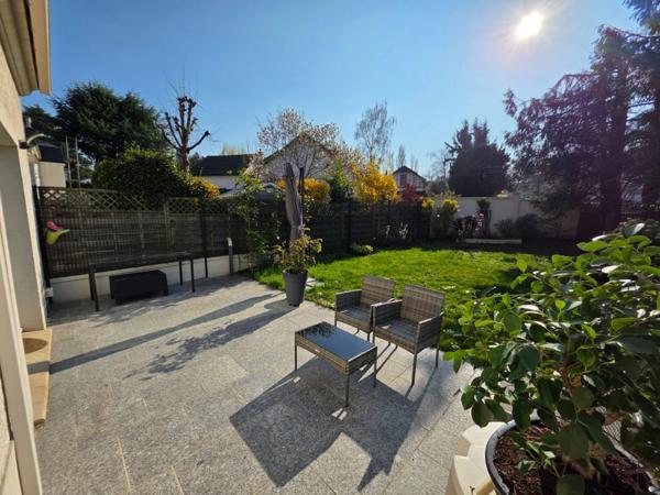 Maison à vendre 5 pièces LA CELLE SAINT CLOUD (78)