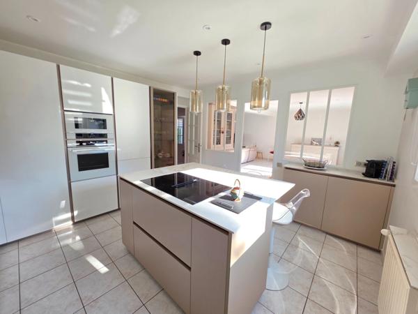 Maison à vendre 5 pièces LA CELLE SAINT CLOUD (78)