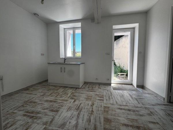 Maison rénovée, prête à vivre, 3 chambres