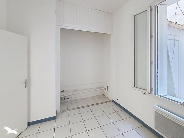 Appartement à vendre 86 400 € Sète 2 p 30 m² DPE D