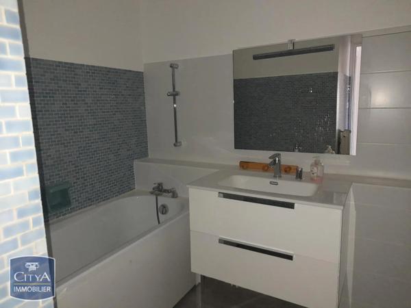 Appartement à louer 3 pièces 93.62m² Pau (64000)