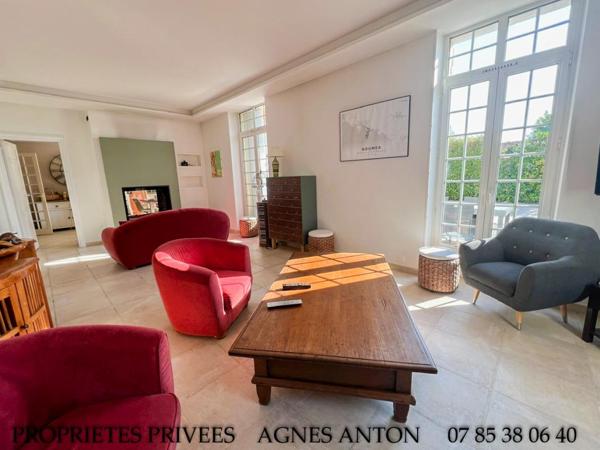 MAISON DE MAITRE 225M² 6 CHAMBRES SUR TERRAIN DE 2550M² AVEC GRANGES ET PISCINE